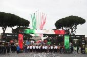 Partenza della Maratona di Roma 2023 con le frecce tricolore